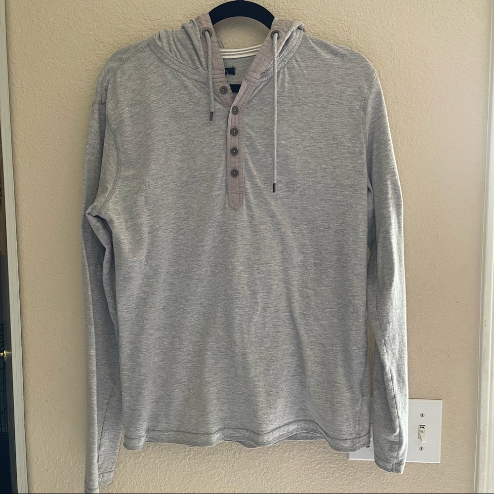 F21 Mens Hooded Long Sleeve Shirt